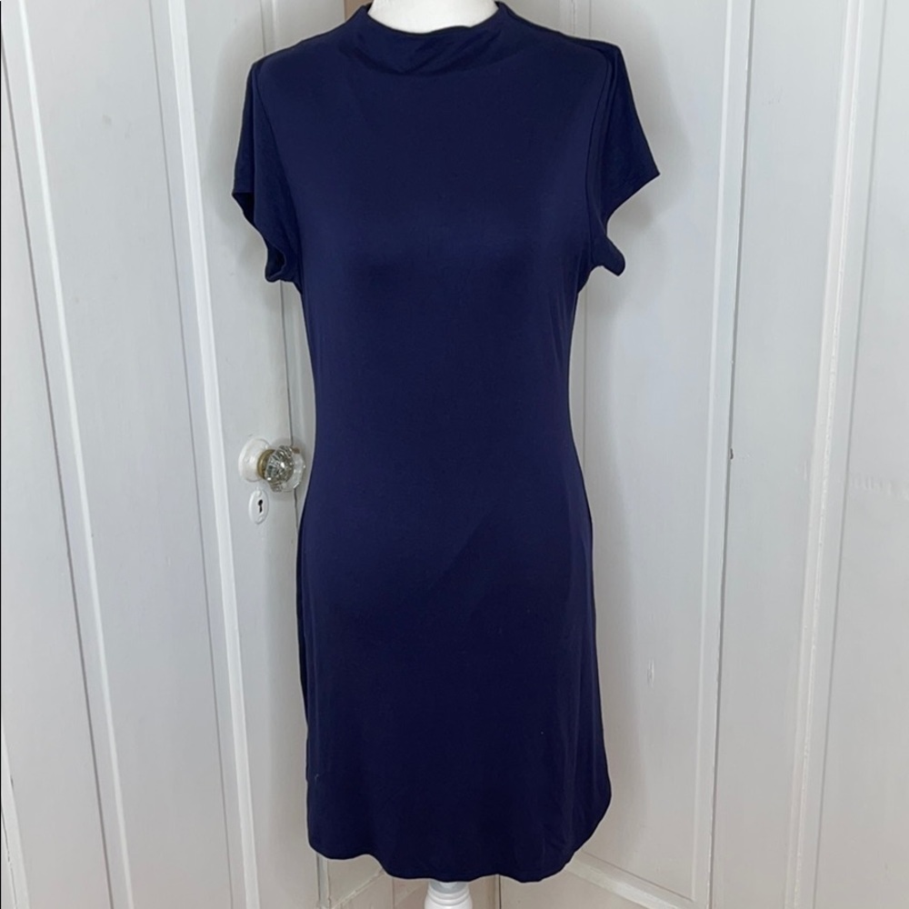 STELLA LUCE•T-SHIRT•DRESS